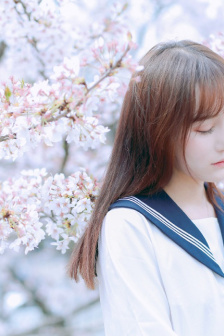 女大学生的沙龙室2